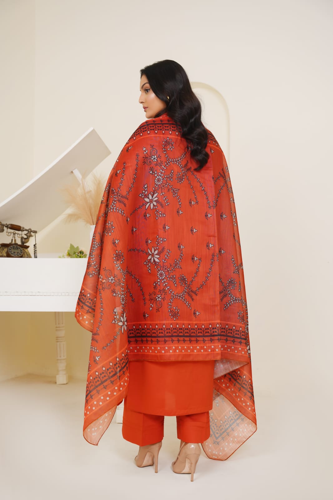 Amber Dusk - Image 2